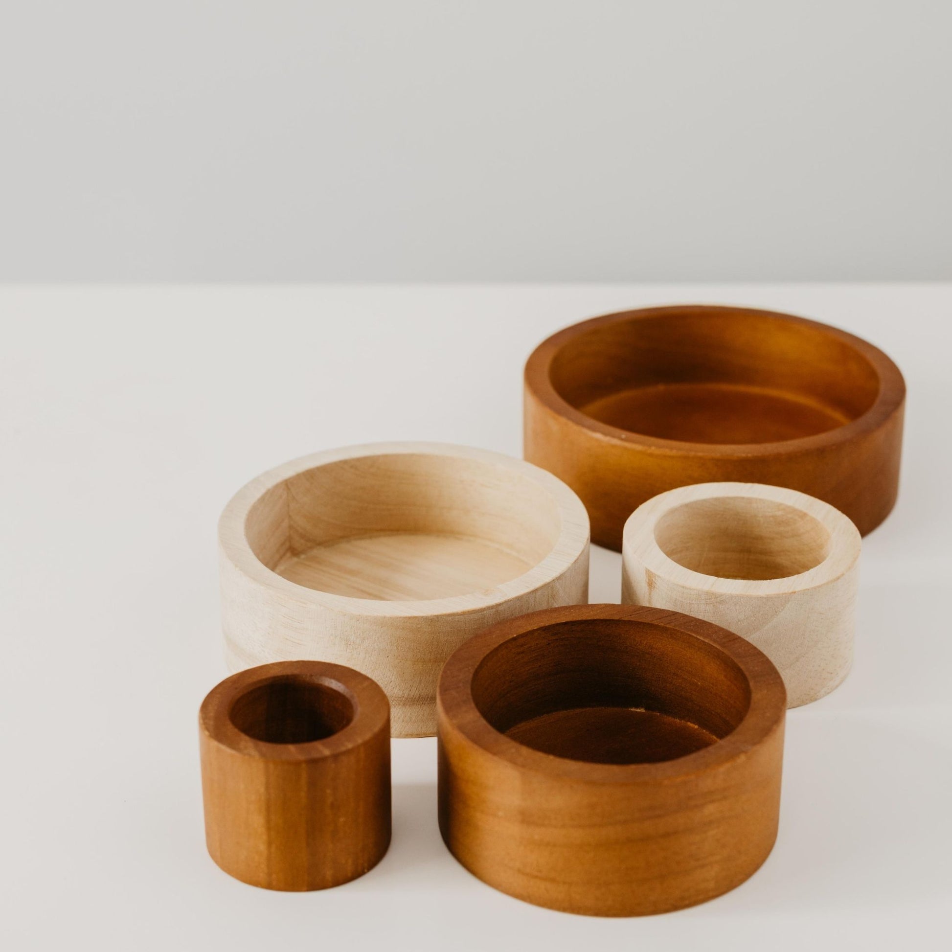 Stacking and Nesting Bowls (Neutral)