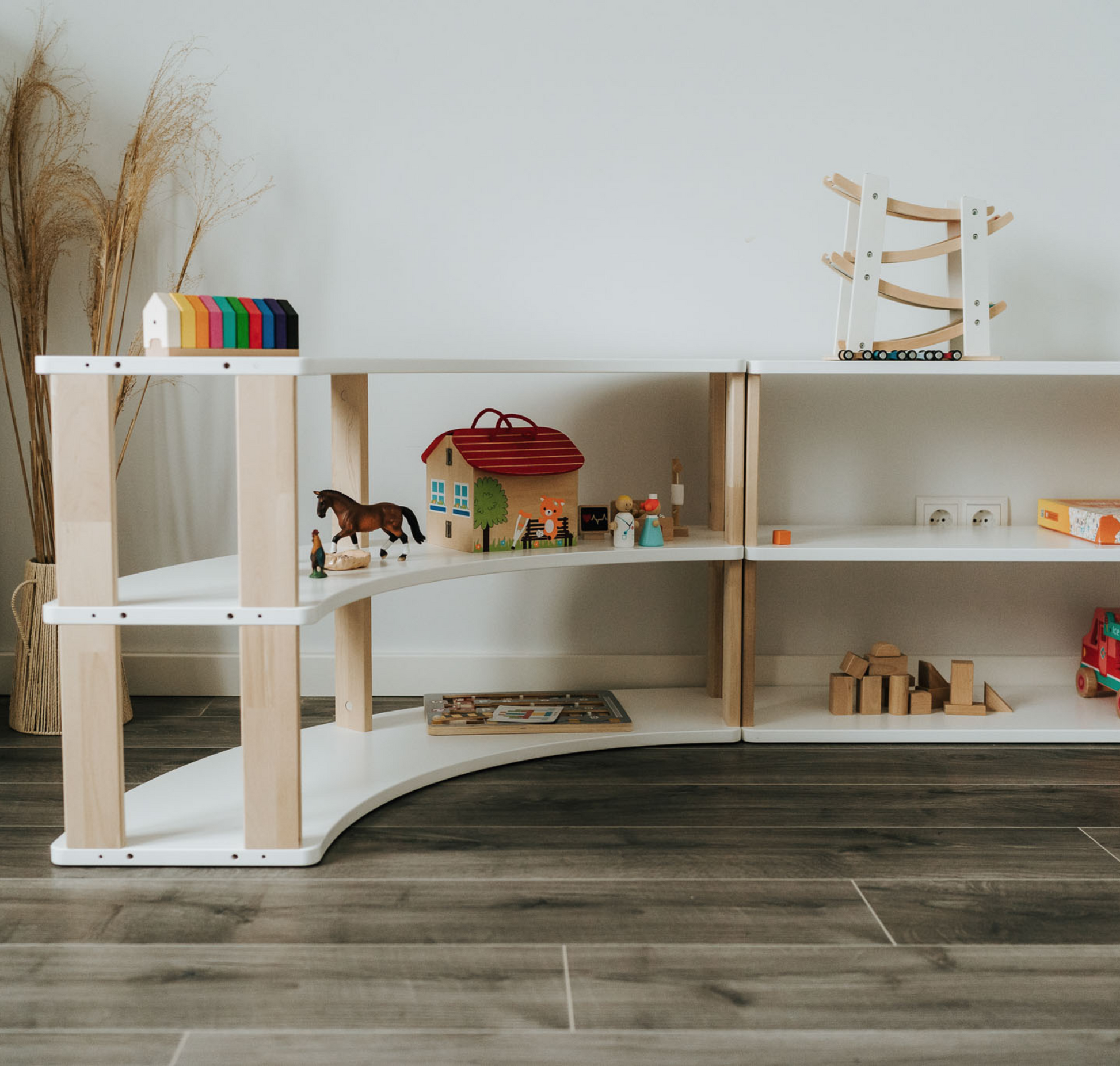 Modular Montessori Shelf Arc for Kids Toy Storage Nursery Shelves