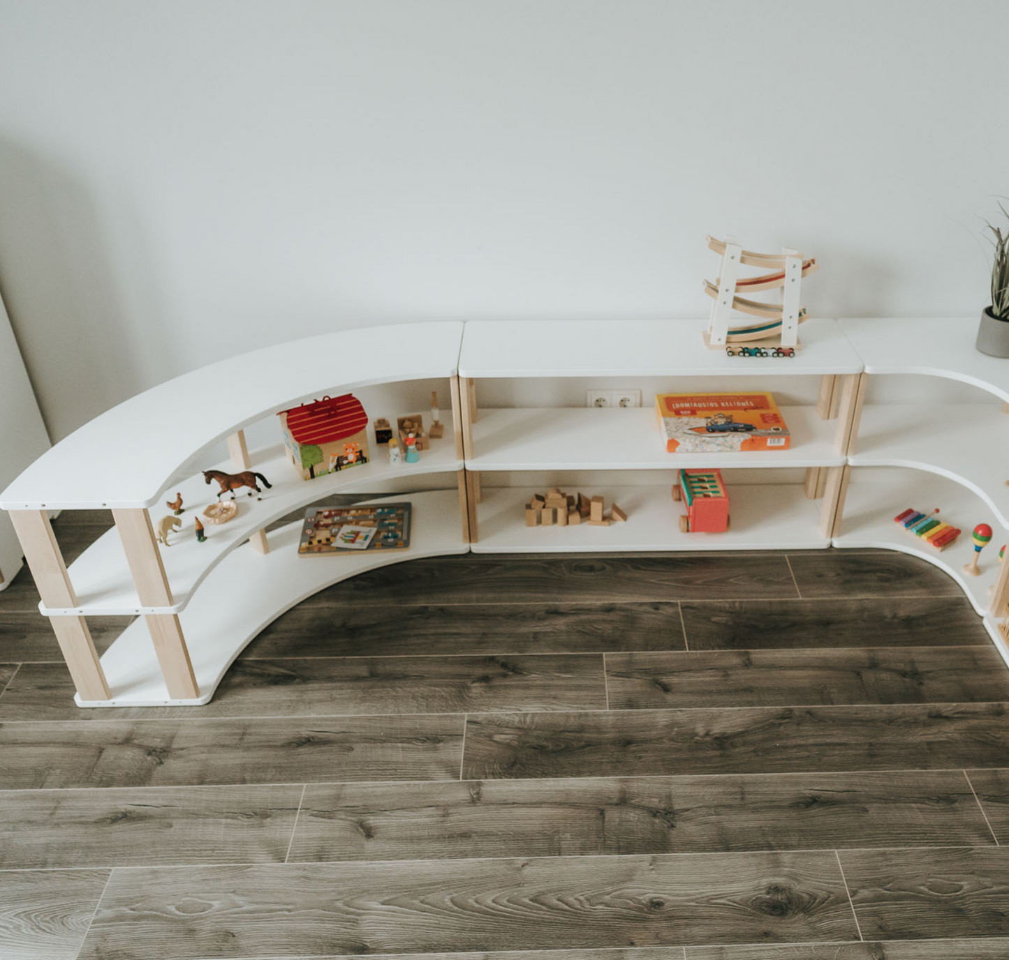 Modular Montessori Shelf Arc for Kids Toy Storage Nursery Shelves