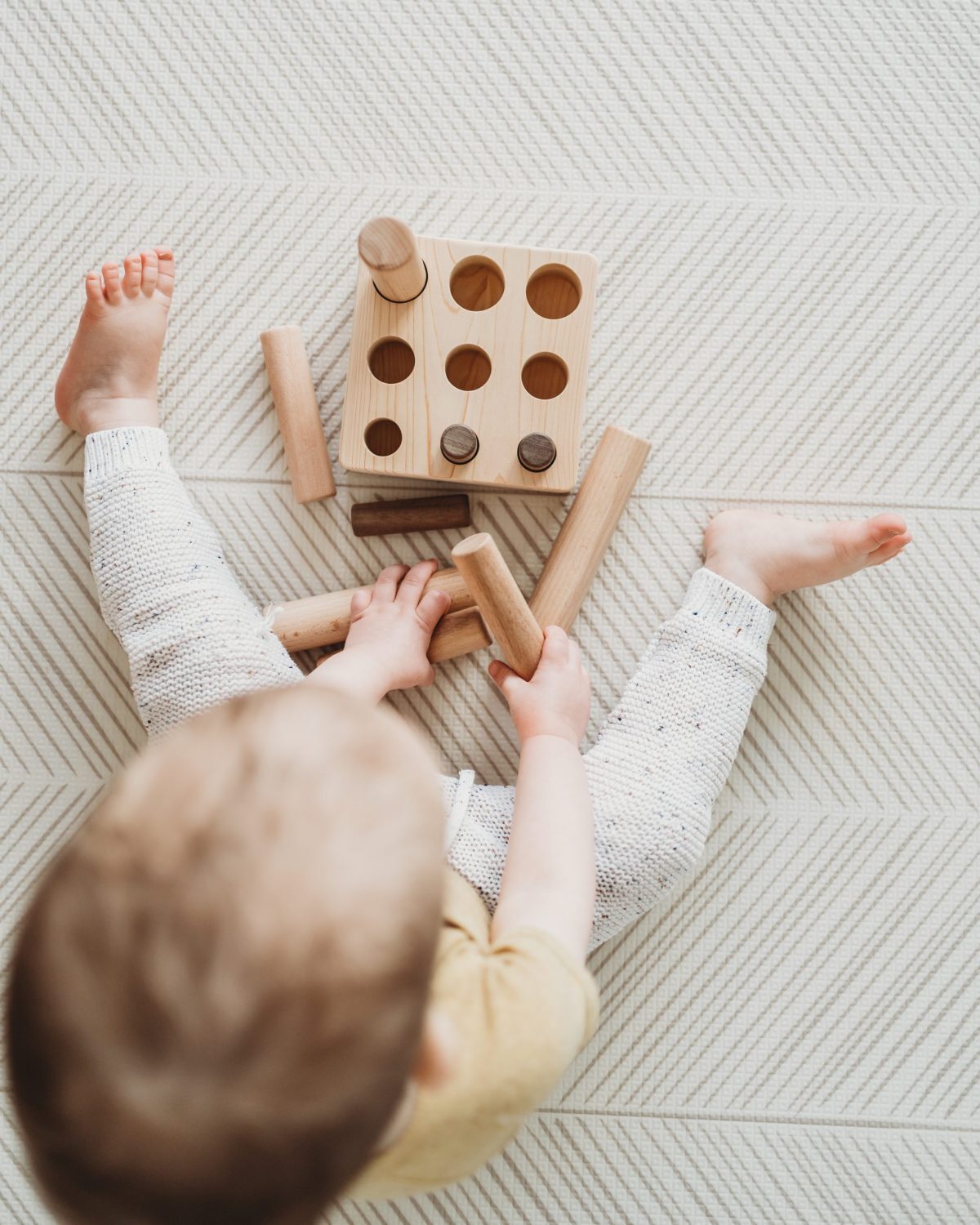 Montessori 9-Peg Puzzle - The Nurturing Nook